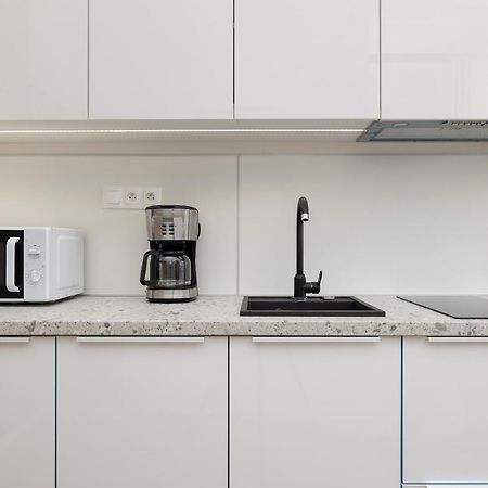 Modern Studio With Terrace And Parking In Swinoujscie By Noclegi Renters Luaran gambar