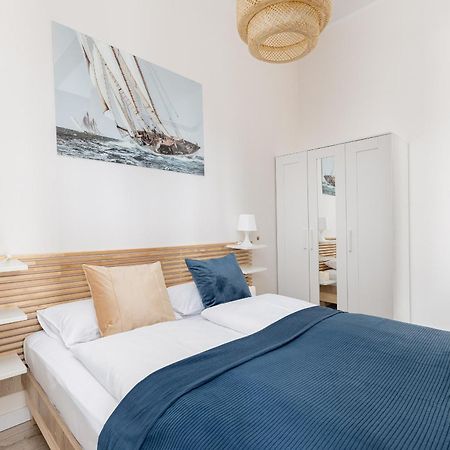 Modern Studio With Terrace And Parking In Swinoujscie By Noclegi Renters Luaran gambar